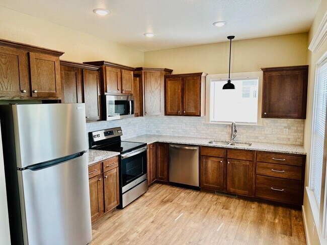Foto del edificio - 219 Silverleaf Ln