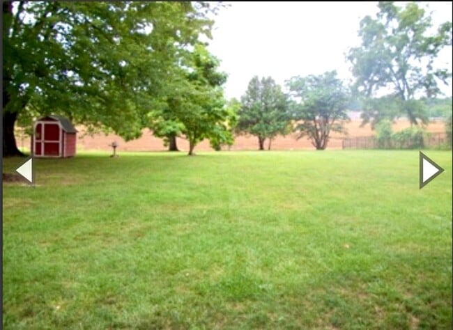 Building Photo - 1604 E Matlock Rd