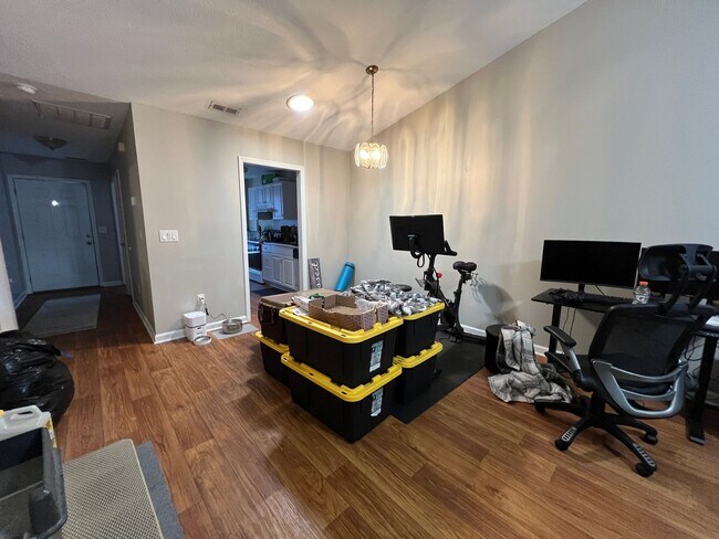 Foto del edificio - Charming townhome close to Cherry Point!