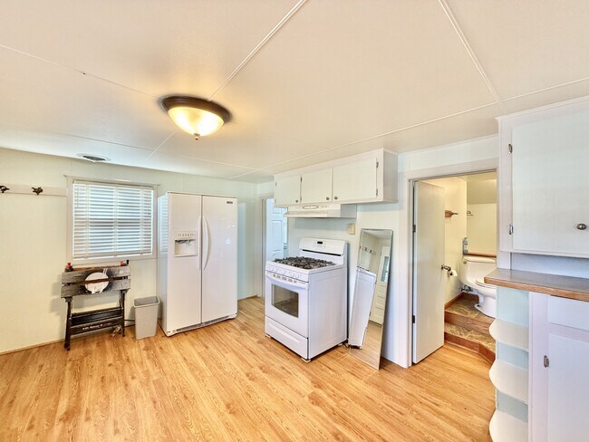 Foto del edificio - 2107 W Avalon Rd