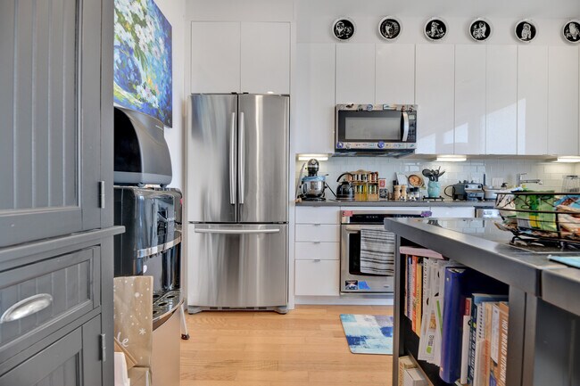 Foto del edificio - 435 R St NW