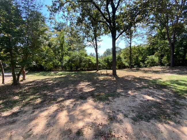 Building Photo - Barnwell/Thompson Property