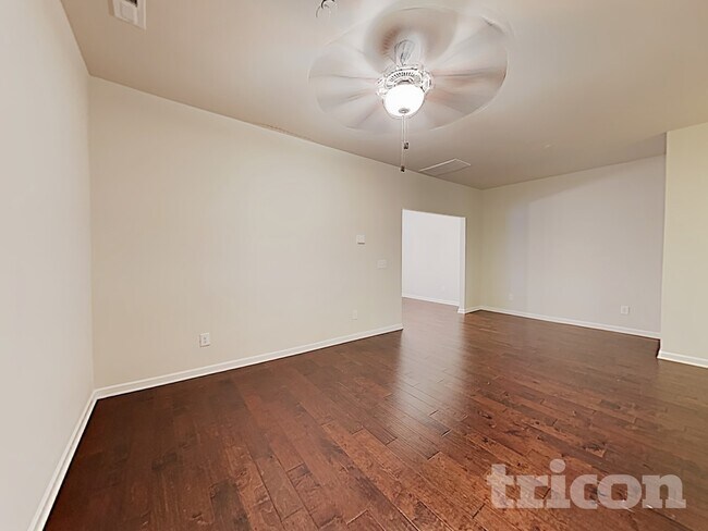 Building Photo - 139 Hickory Station Ln