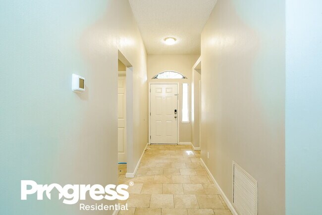 Foto del edificio - 1126 Brookwood Bluff Rd E