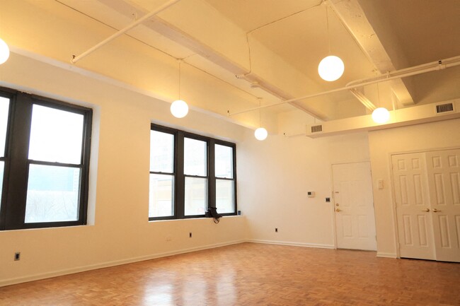 Newly Renovated Lofts - 91 Halsey Street