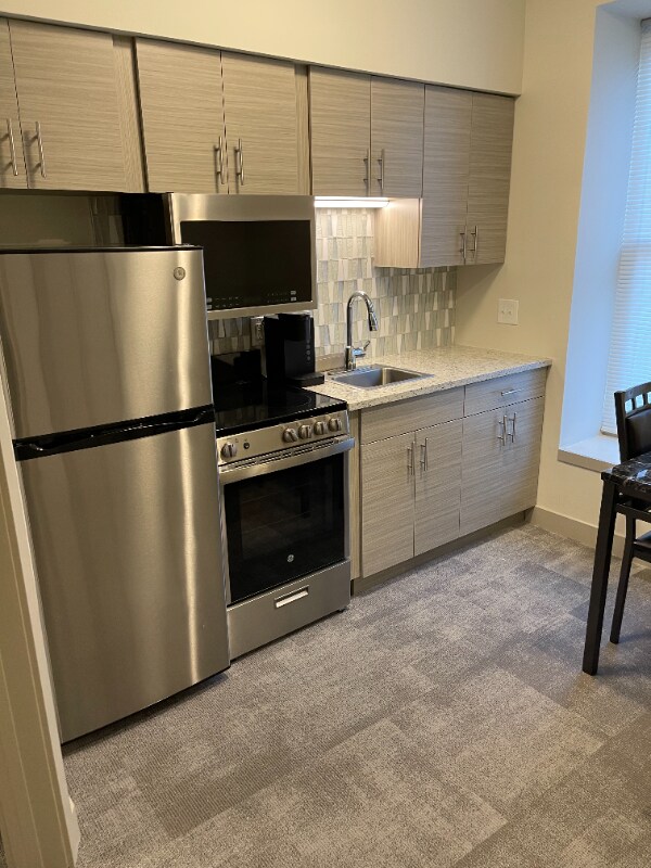 Foto principal - 1417 W 9th St