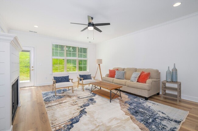 Foto del edificio - 116 Nickolas Cir