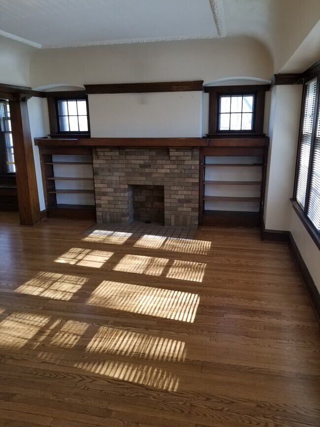 Living Room - 2775 N 50th St
