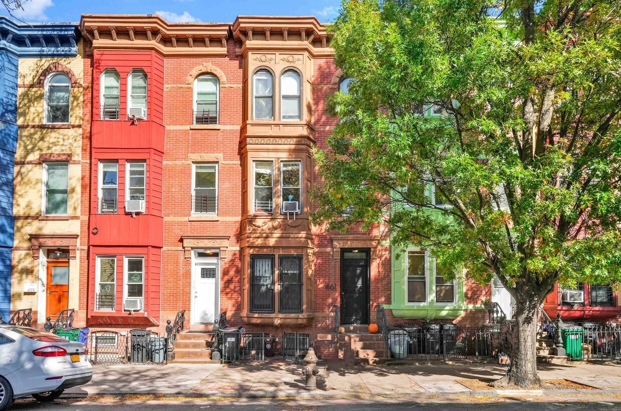 Primary Photo - 461 Prospect Ave