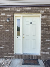 Building Photo - 160 Logan Rd