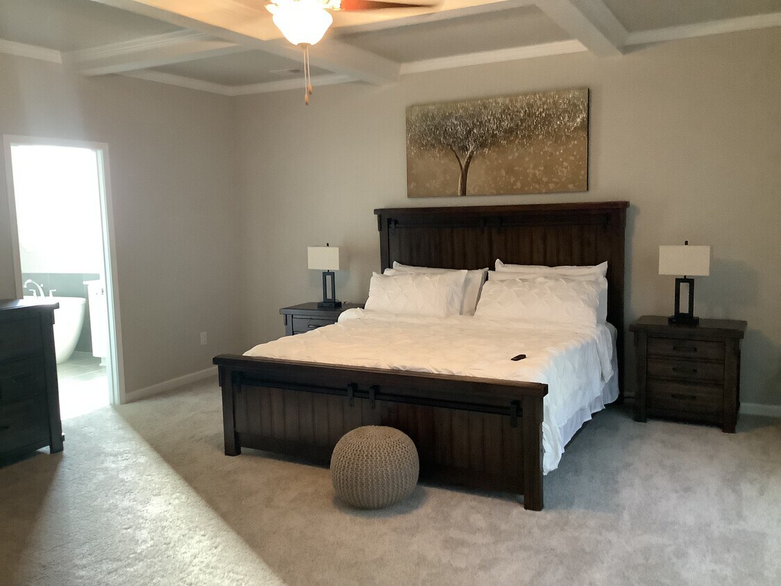 Foto principal - 867 Orwell Dr