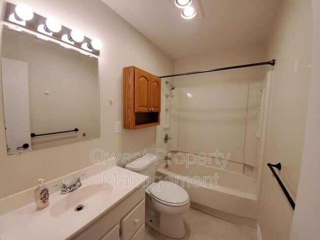 Foto del edificio - 1647 Mason St NE