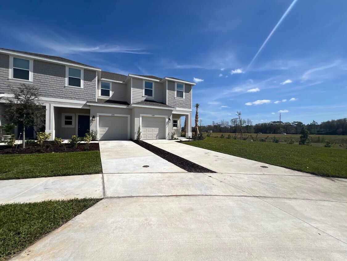 2283 Portrait St, Kissimmee, FL 34758 Townhome Rentals in Kissimmee