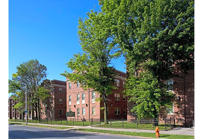 Building Photo - 2906 Reisterstown Rd