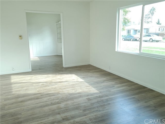 Building Photo - 153 W Zane St