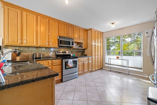 Building Photo - Charming 4BR House in Denver