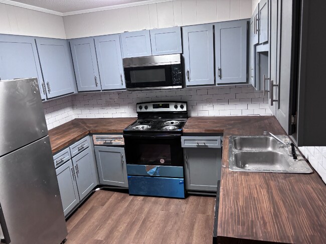 Foto del edificio - 660 McDowell Rd