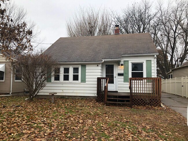 Foto del edificio - 2 BR/1 Bath home