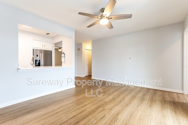 Foto del edificio - 534B Willow Turn