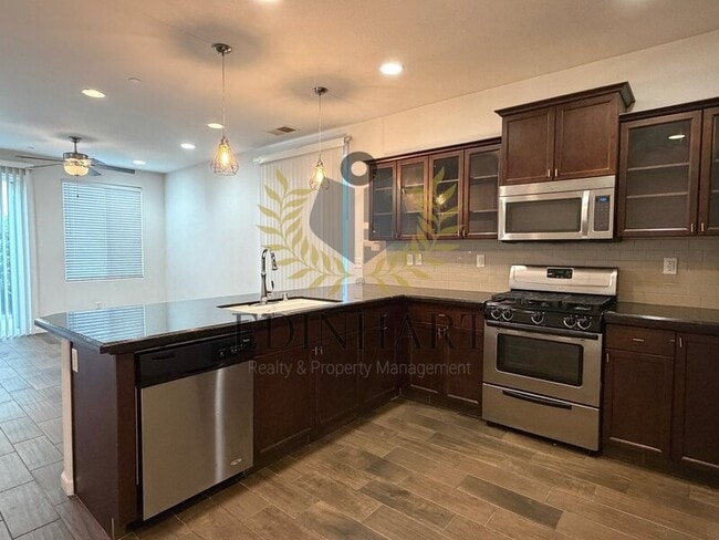 Foto del edificio - 3238 Lahar Ln