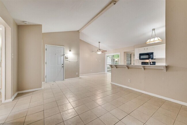 Building Photo - 9536 Gonzales Dr