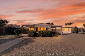 Building Photo - 893 S Palm Ave
