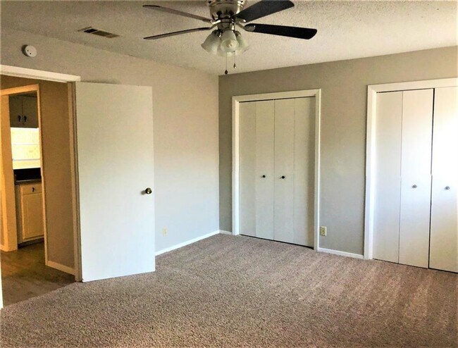 Building Photo - 3426 Willowrun Dr