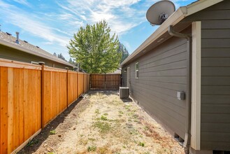 Building Photo - 2387 Equestrian Loop S