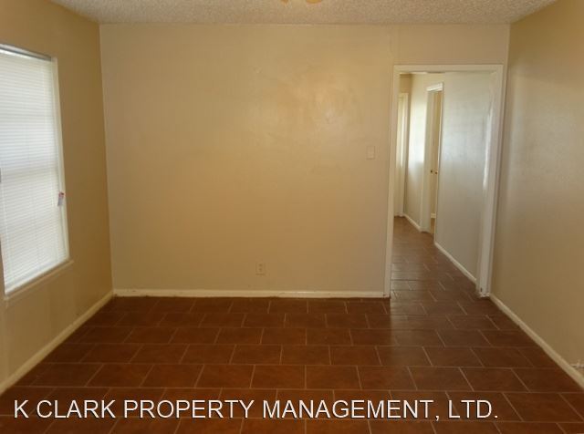 Building Photo - 2 br, 1 bath House - 8714 LUDTKE AVE