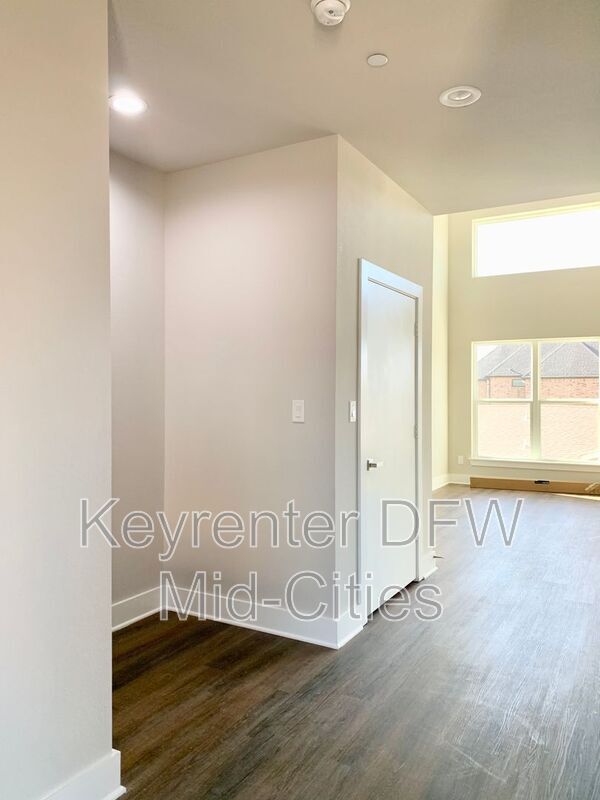 Foto del edificio - 1431 Pearson St