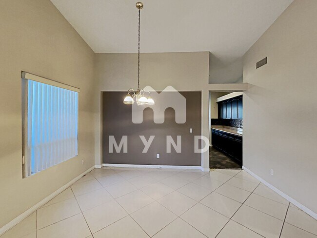 Building Photo - 7829 Morning Flower Ln