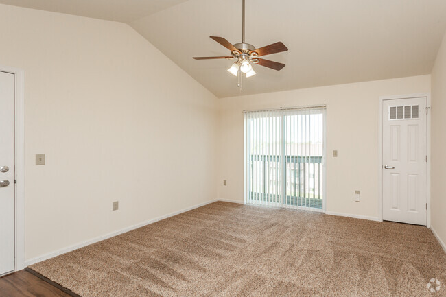 1HAB, 1BA - 565 ft² - Windsor Crest Apartments