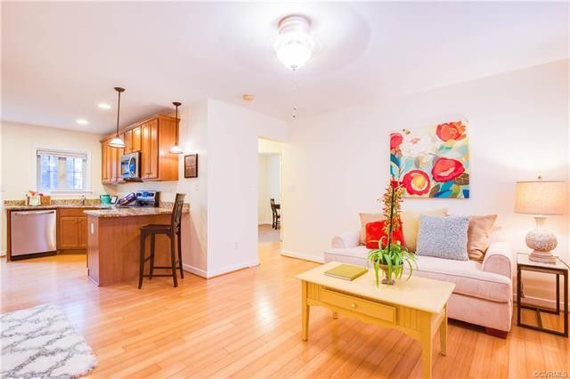 Foto principal - 513 S Harrison St