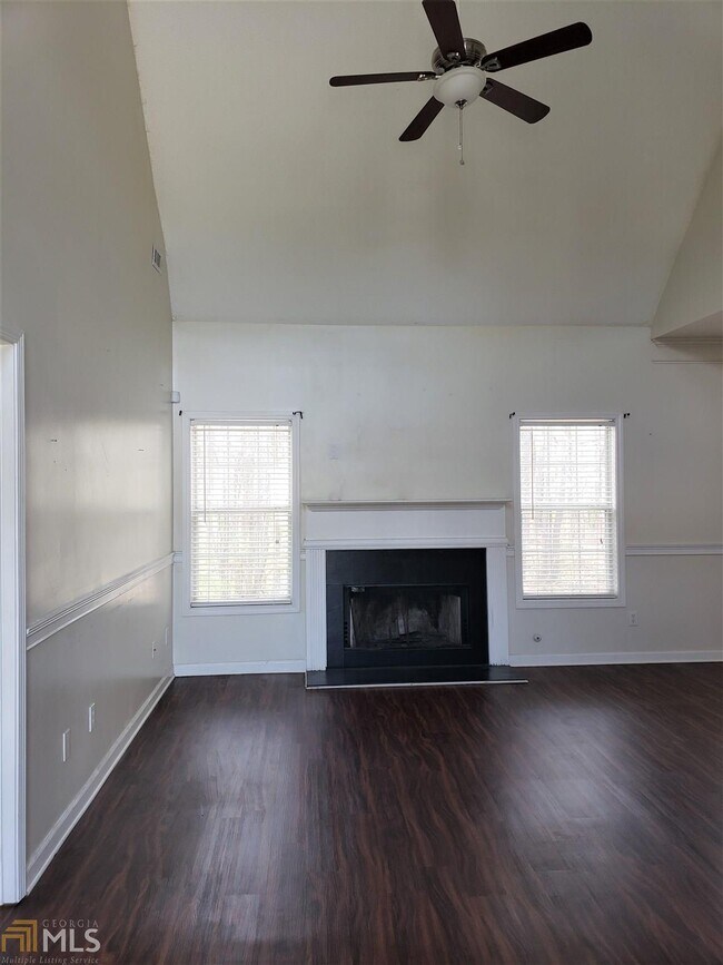 Foto del edificio - 1462 Cambridge Ct