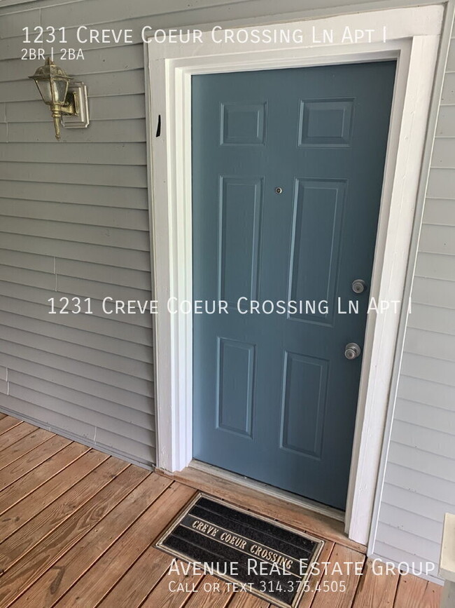 Building Photo - 1231 Creve Coeur Crossing Ln