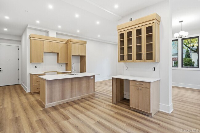 Foto del edificio - 34 Clinton Ave