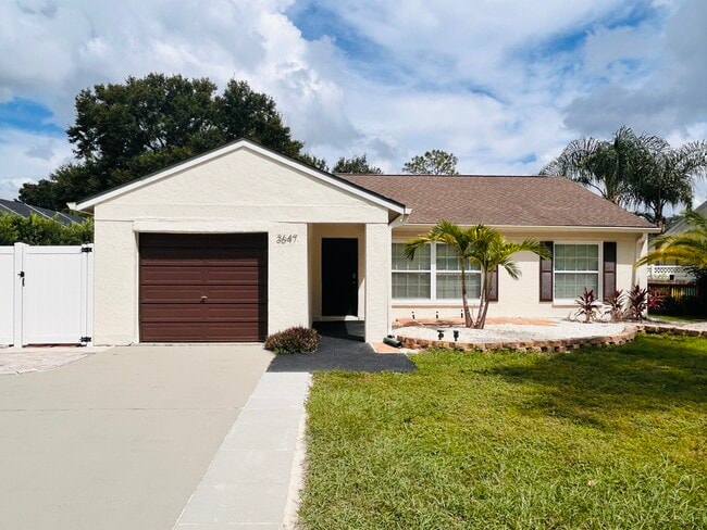Building Photo - 3647 Lake St George Dr