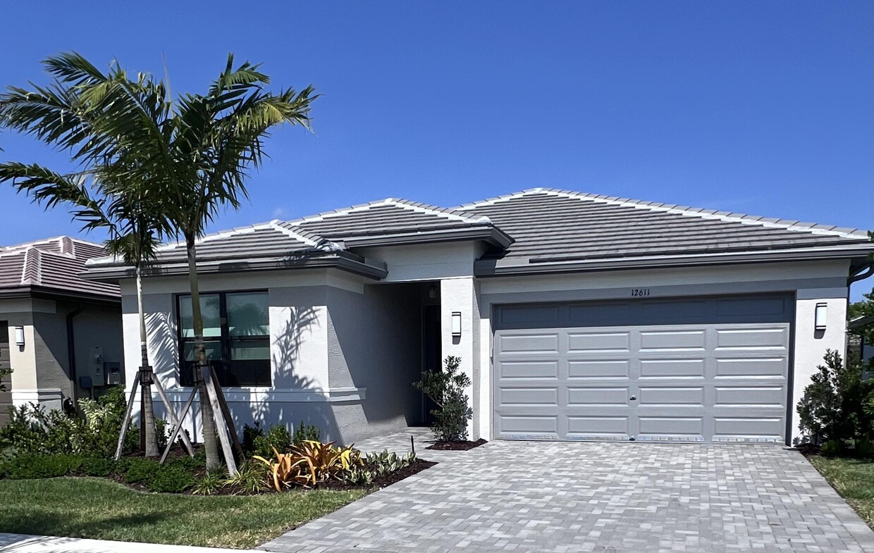 Foto principal - 12611 SW Manatee Marsh Ter