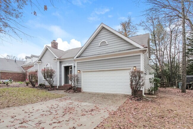 Foto del edificio - 7207 Glen Brook Ln