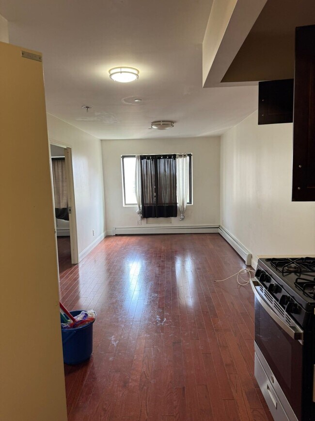 Foto del edificio - 2120 Daly Ave