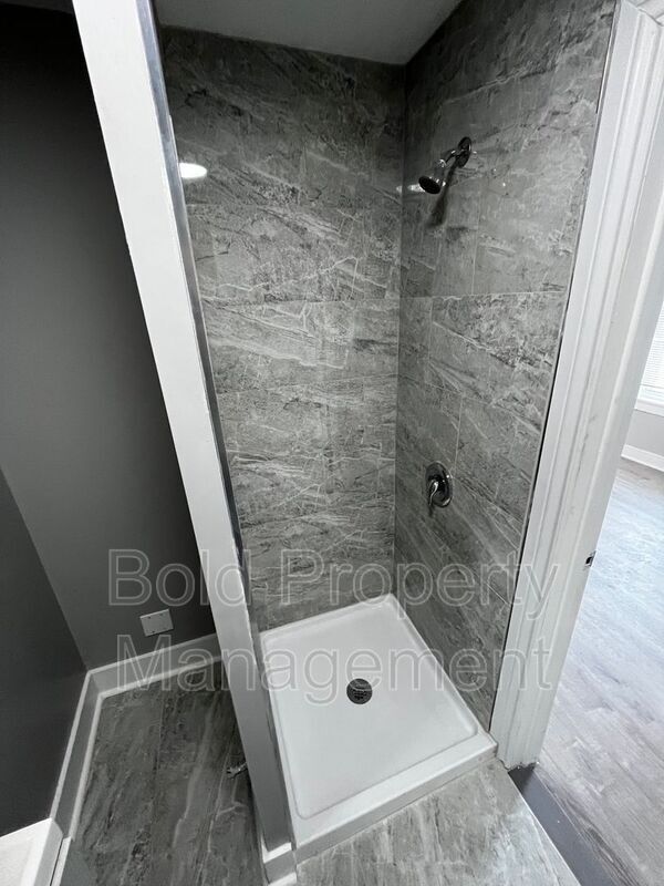 923 Buttonwood St, Reading, PA 19604 House Rental in Reading, PA