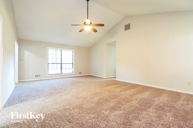 Foto del edificio - 140 Brookfield Dr