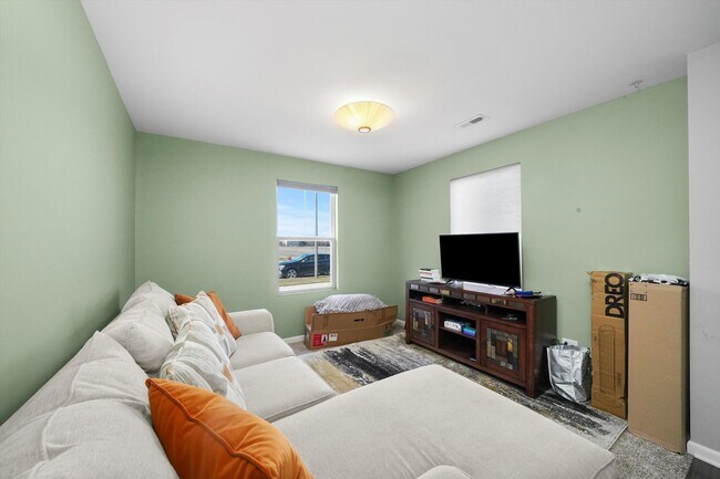 Building Photo - 810 Finley Dr