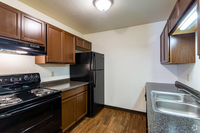 2HAB, 2BA Pequeño (Remodelado) - 872 ft² - Buttonwood Tree Apartments