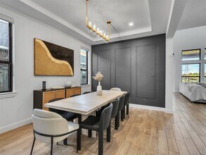 Building Photo - 913 Goose Creek St