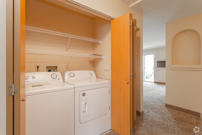 2BR, 2BA Layout 1 - Bellwood Park Apartments