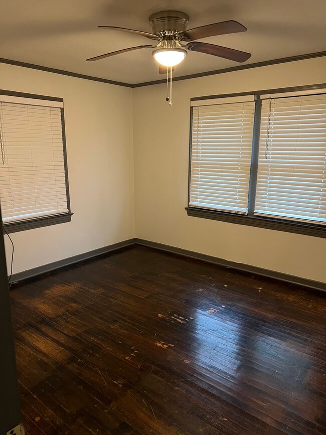Building Photo - 2446 Balis Dr