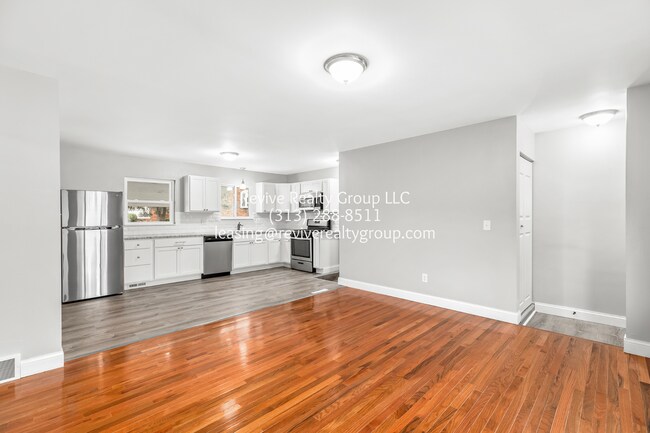 Foto del edificio - 7223 Mohawk St