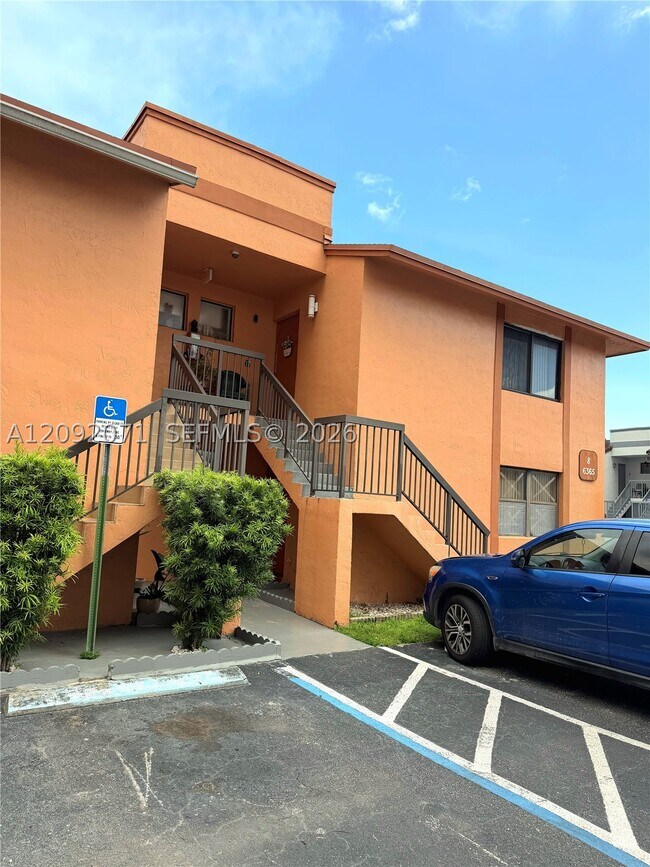 Foto del edificio - 6365 W 27th Ct