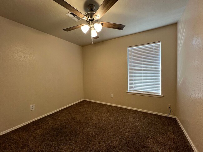 Foto del edificio - 3815 SW Hickory Ln